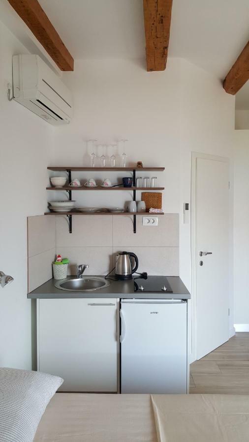 Apartments Krstulja Baska  Ngoại thất bức ảnh