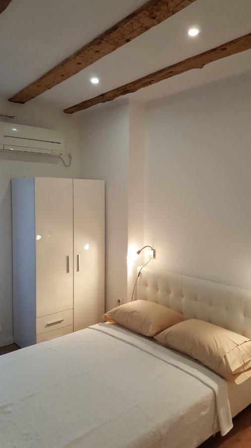Apartments Krstulja Baska  Ngoại thất bức ảnh
